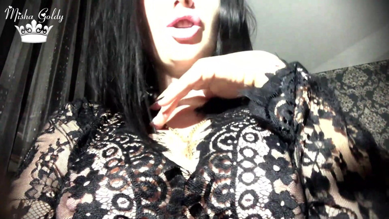 Goddess Misha Goldy: Darai eveything per le mie grandi labbra sexy
