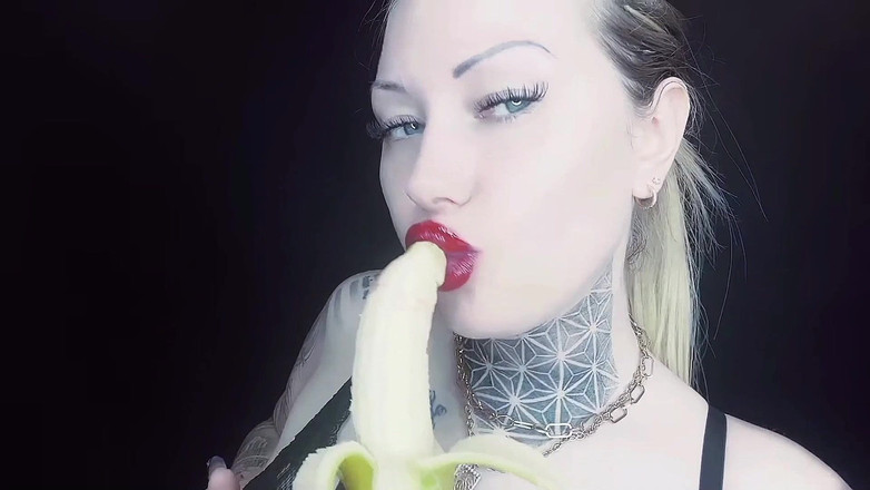 Goddess Misha Goldy: Perbaiki harian untuk lapar untuk bibirku! Bagian 12