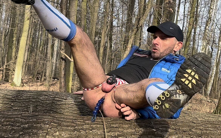 Werther1: 在森林里操我的阴户