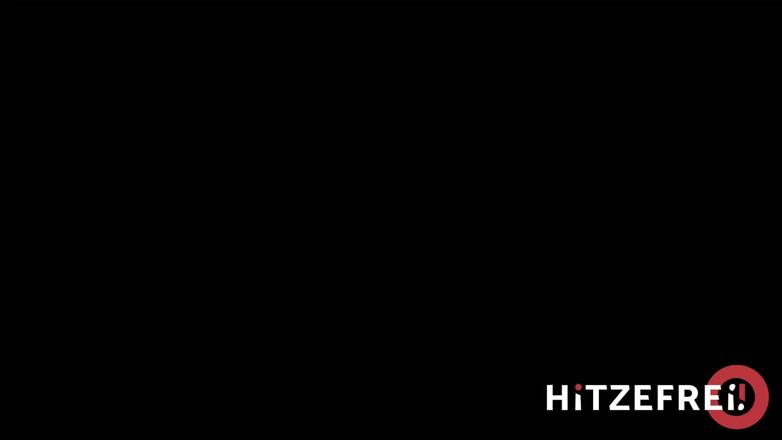 Hitzefrei: スキニー十代のミーガンベンチュリは、タクシーが病院を放棄した
