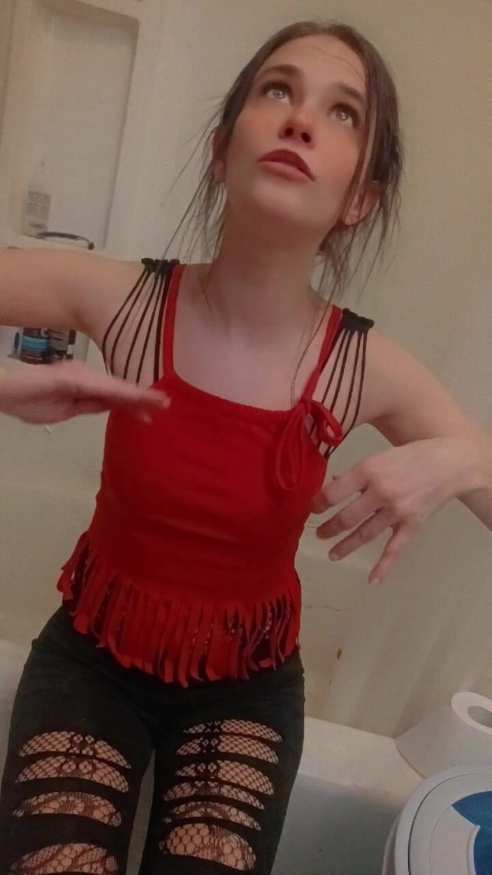 Summrbby: Lízání roztavené zmrzliny