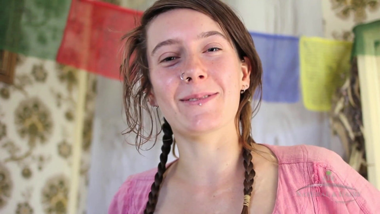 ATK Fans (Hairy): Hairy Roe chats about buying dildos, loosing toys and masturbating...