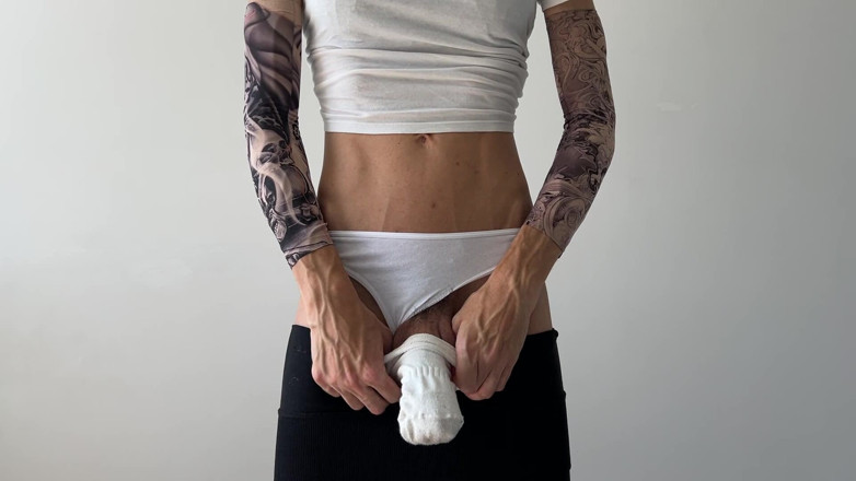 TVJackLong: Cumshot From a Big After Unboxing From the Sock