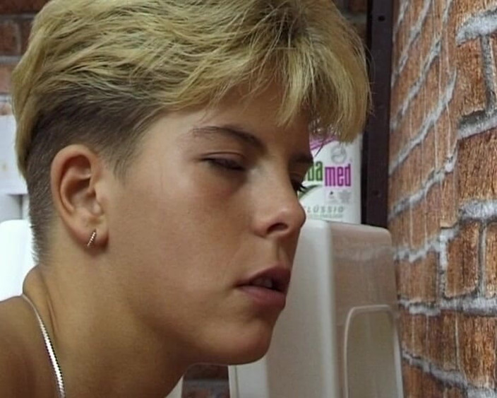 YOUR FIRST PORN: Tvoje kundička chutná tak dobře - Natascha a Tatjana