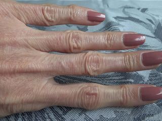 Lady Victoria Valente: Classic nails of normal length - close-up