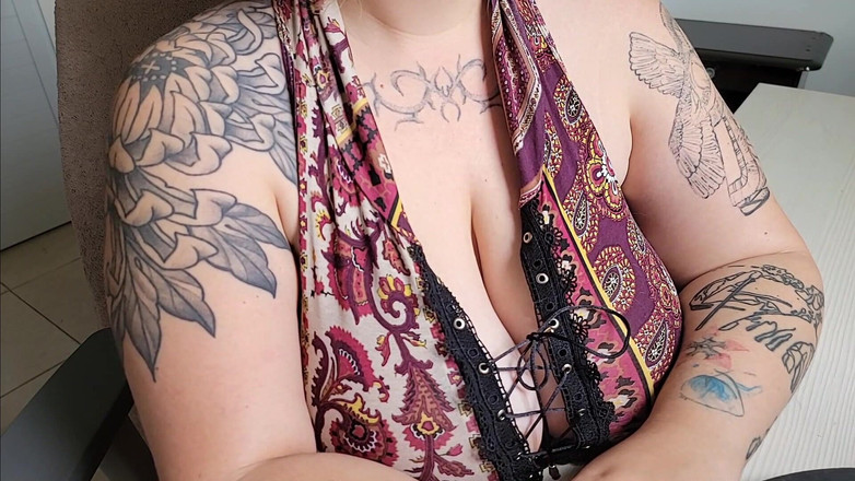 alucidfever: Amico dell'ufficio non ti dispiace che guardi