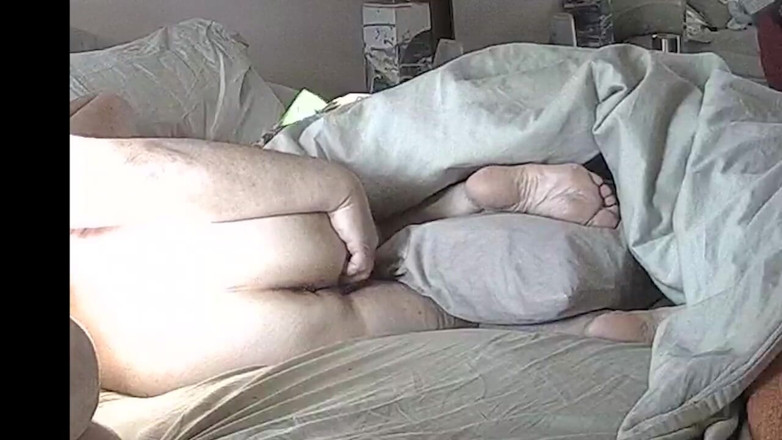 Aunt Ann: Granny Let's Me Finger Her Pussy Shows Soles of Feet &amp;...
