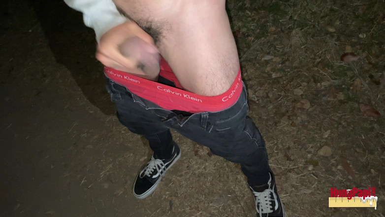 Hung Papi: Hung latino thug big dick twink solo ryck av stor...