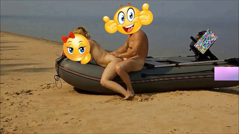 RS couple: Pantai yang luar biasa