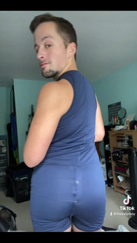 The Buttons in the Back Were Struggling