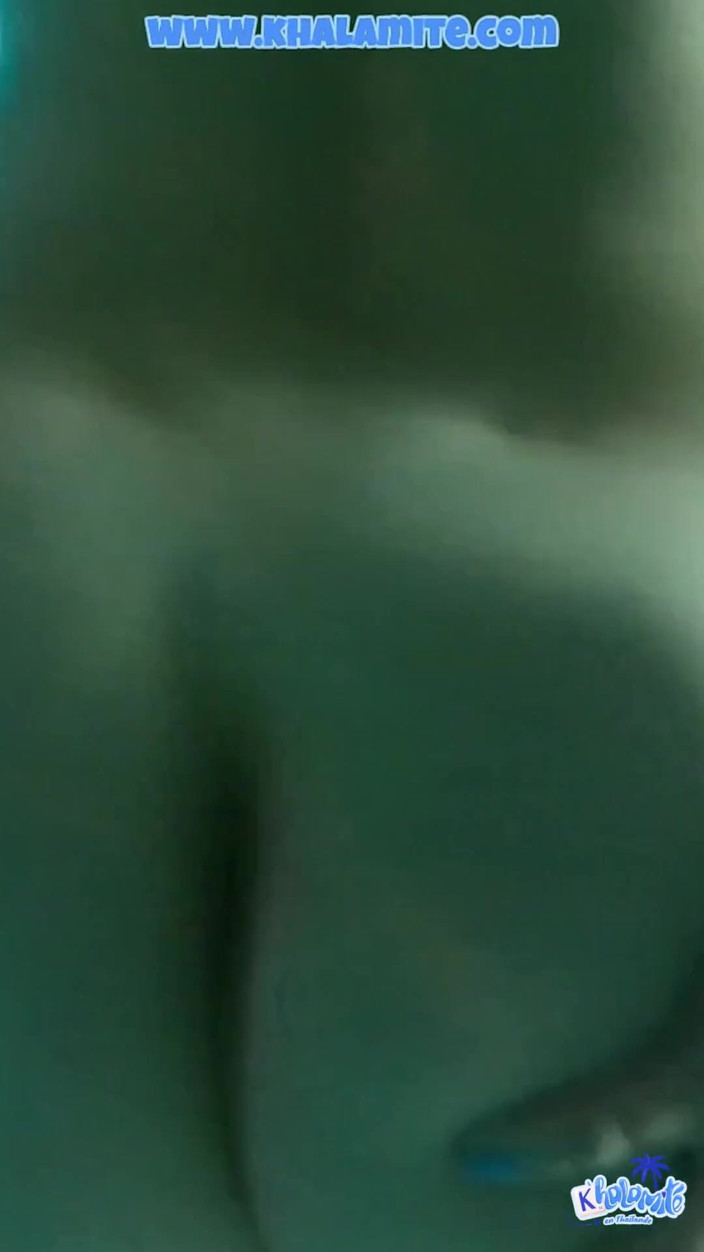 Khalamite: He Fucks Me in Front of Everyone in the Pool:...
