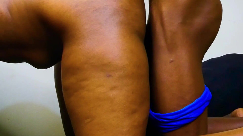 DelamorMotionX: Schwester mit dickem arsch im