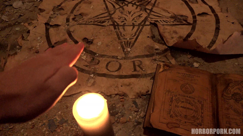 Horror porn: Horrorporno 18 de demon van de geest