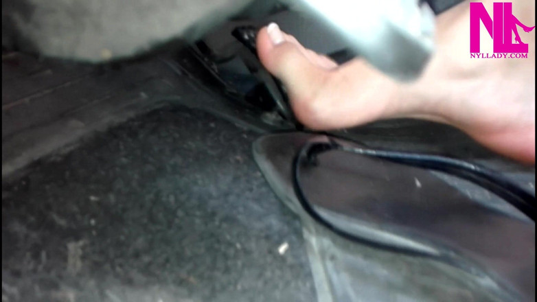 Nyllady: Hot Barefoot Pedal Pumping in My Leather Black Flops