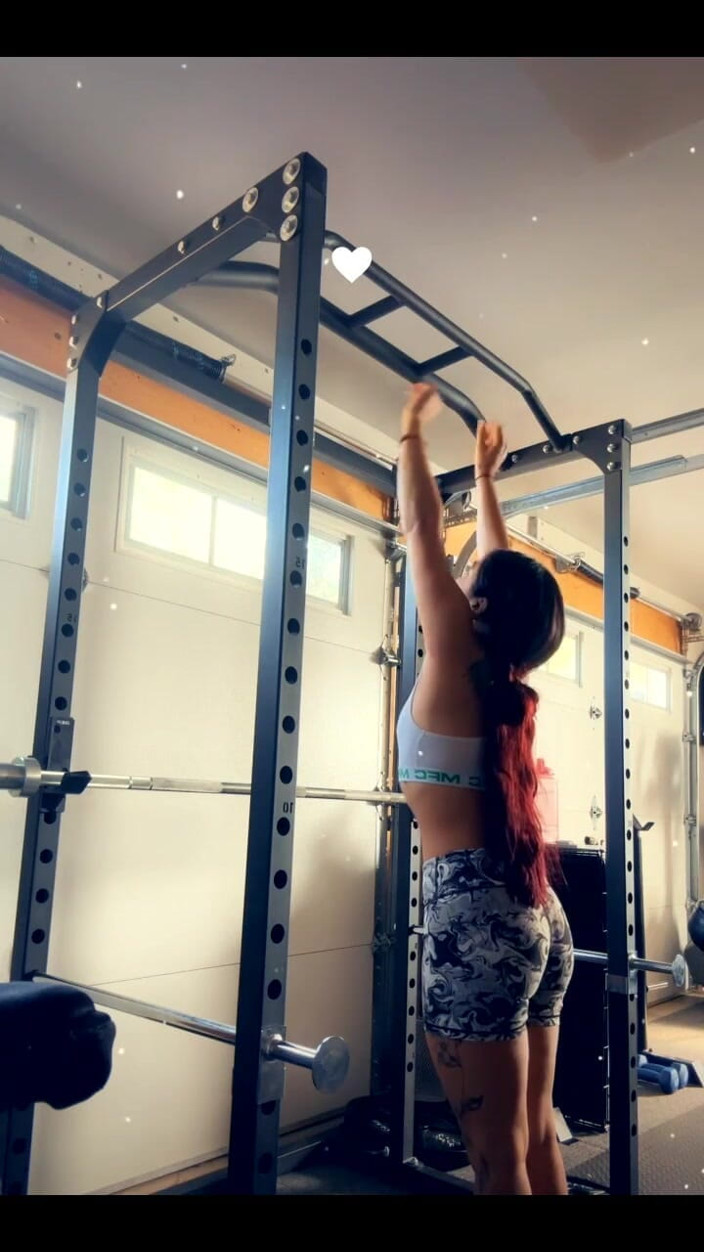 lilRavenFox: Sending a Naked Version