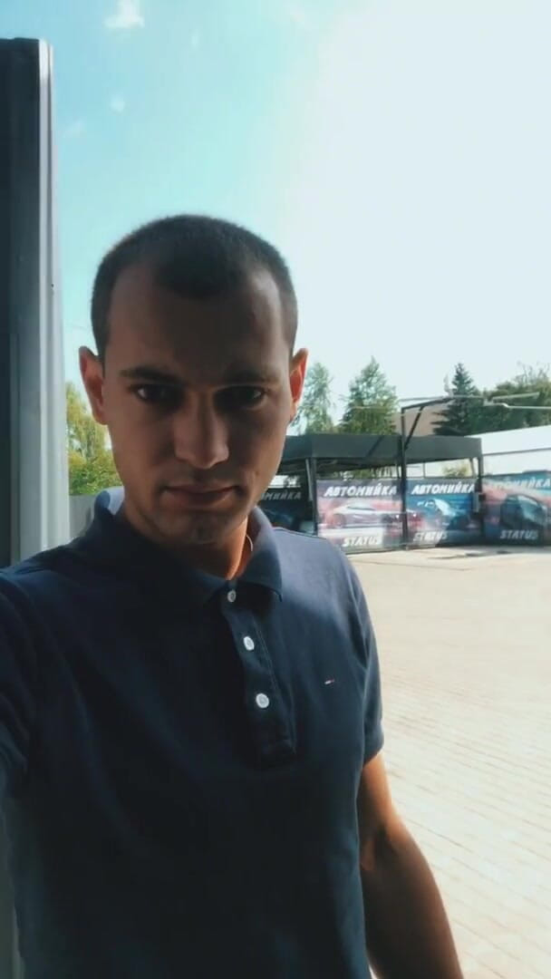 Merry Bell: Ein 18-jähriger junge masturbiert in der Öffentlichkeit und zeigt seinen arsch in...