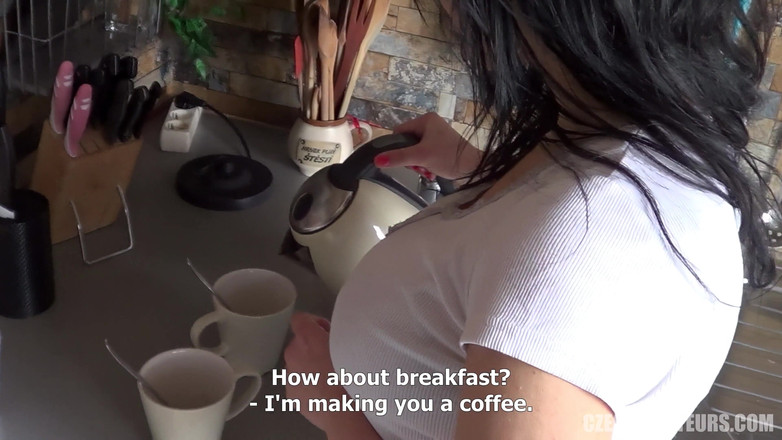 CzechAmateurs: Czech Amateurs 108 dewi matang dengan tetek besar