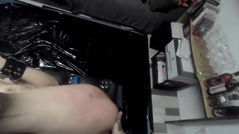 FuckSlave: Efendimin bakış açısından köle eğitimi