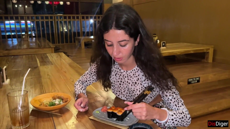 Dis Diger: I Cum on a Girl's Face in Sushi Bar and...