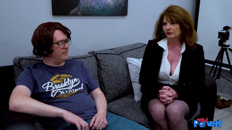 Nerd Pervert: Lady Ava - the Boss Lady Is a Cocking Sucking GILF