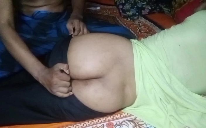 Deshi women: Une étudiante de 18 ans se fait enculer