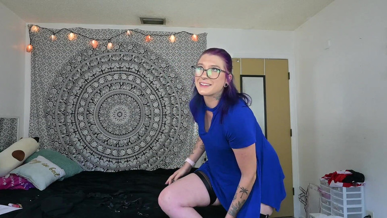 Miss Ellie Roleplay: Mainan peranan GF