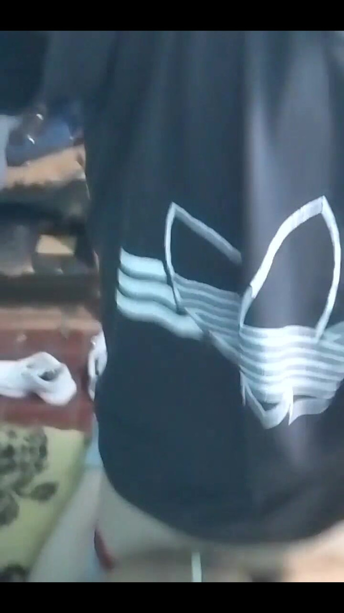 Fitcure1: 正面から携帯電話で撮影