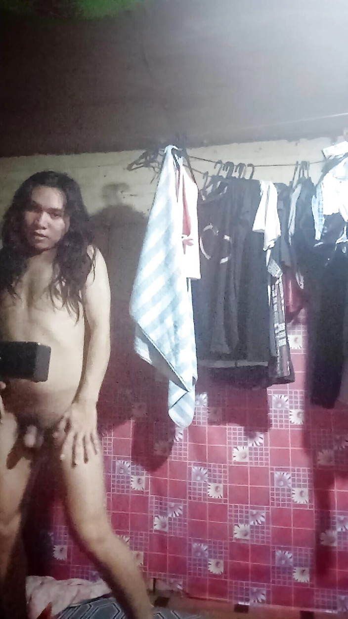 Reynaldo6: Připravena znovu tvrdě šukat tátu dovnitř