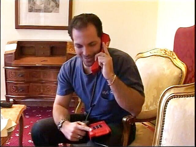 Lucky Perverts: 애널 따먹히는 거유 금발 미녀