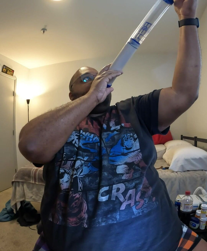 Blkhole420: "Bierstick chug, partie 3 ?"