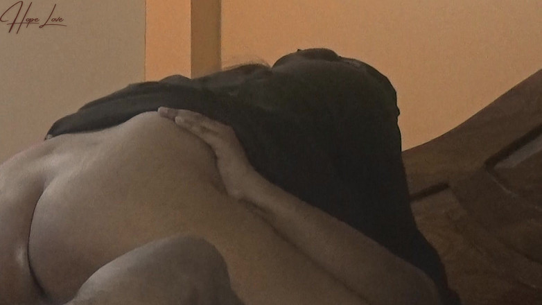 Hope Love: धोखेबाज पत्नी ने गार्डनर के साथ सेक्स किया जब पति घर पर नहीं है