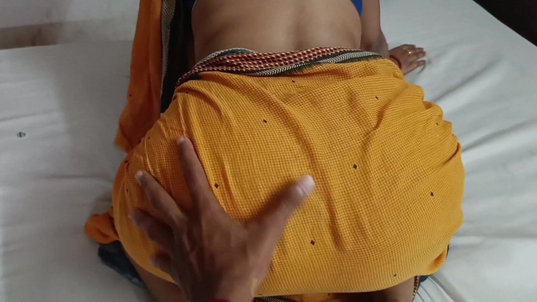 Priya ki Papa: Por favor, fode minha bunda duro (áudio hindi)