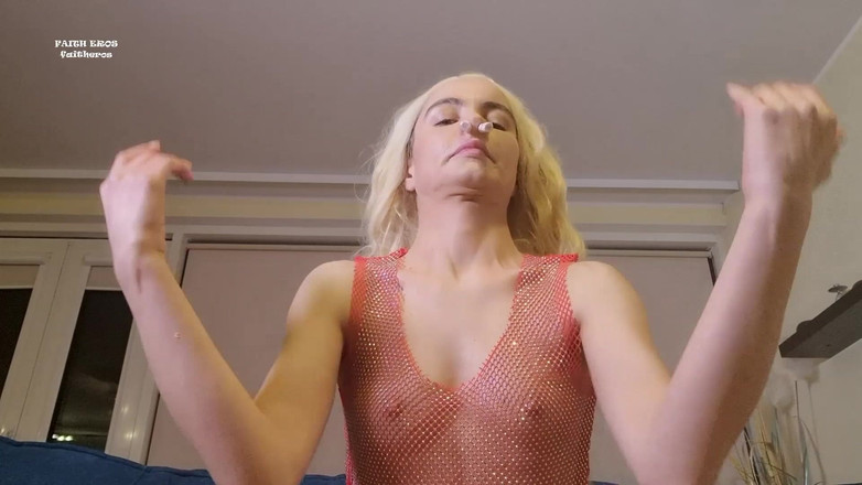 Faith Eros: Flicka gick vilse i tid