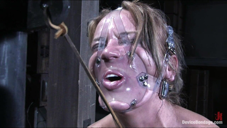 Device Bondage by Kink: バッキングブロンコ