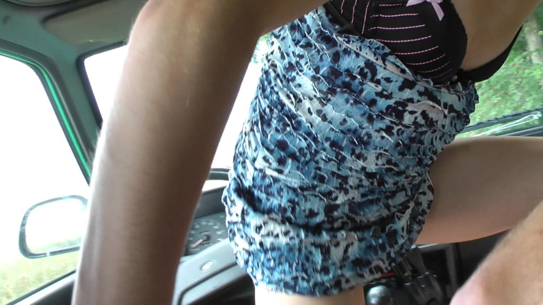 Cum Outdoor: Picnic quickie with stepdaughter