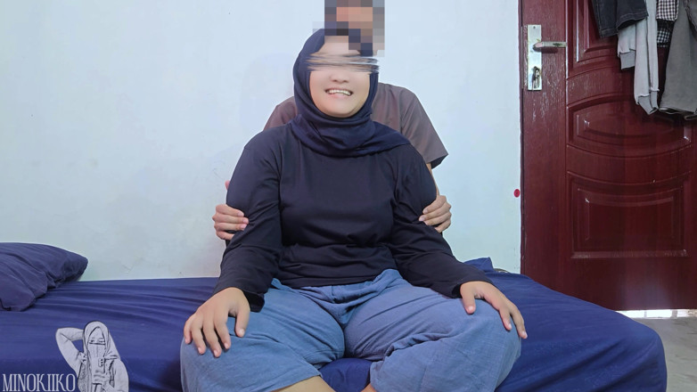 Minokiiko: Asian Village Girl Wore Hijab but Enjoy Every Touch - Sensual...