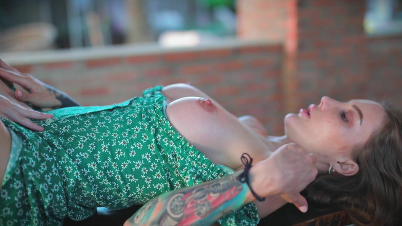 Mashayang: 与 Wildtali 的热辣女同性爱