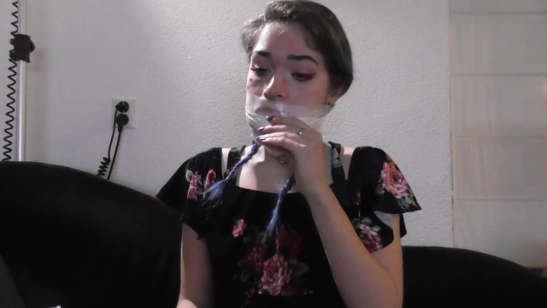 Restricting Ropes: Luna Grey - valentine gag testing