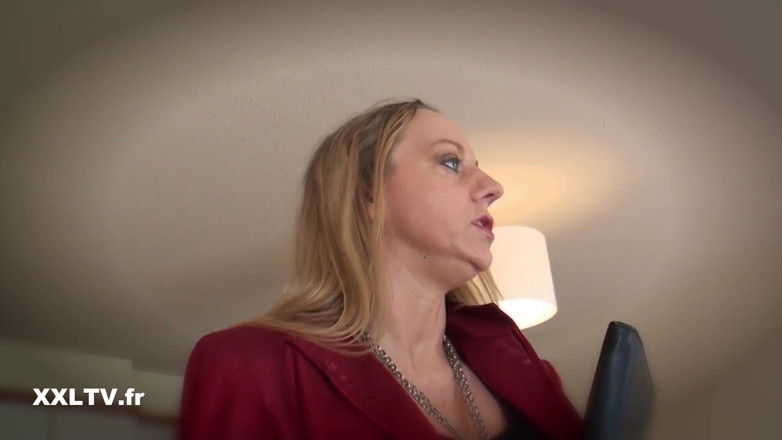 XXLTVFR: Anal Trio with a Blindfolded Woman