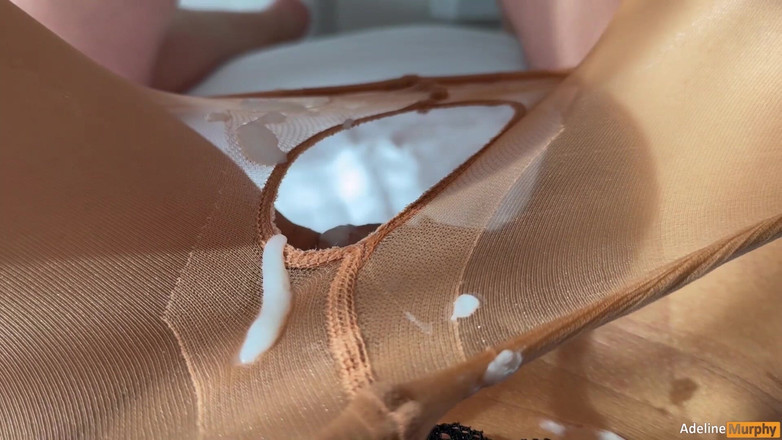 Adeline Murphy: 이 Cdr 팬티 스타킹을 통해 나를 따먹어