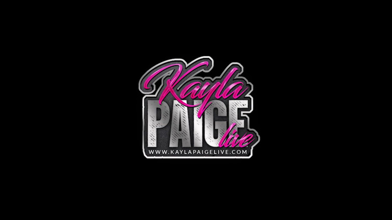 Kayla Paige: Kayla Paige - Cumming with my best friend!