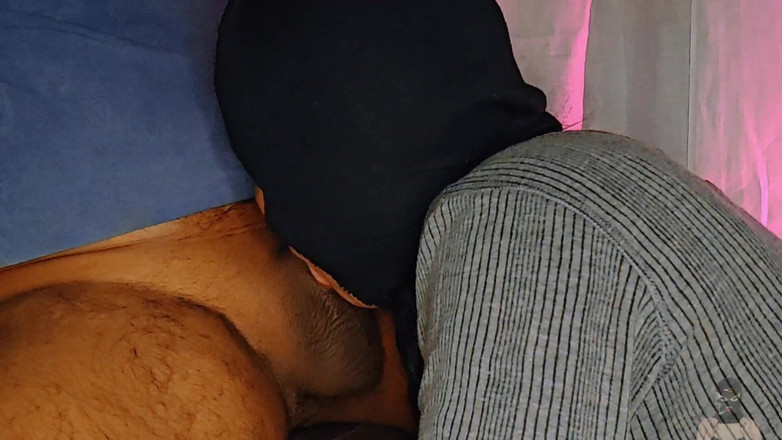 nightivy: Ik plaagde de huurman, hij kon het niet aan, exploderen...