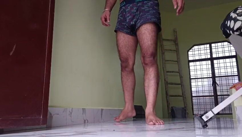 Sansuindia: Nude Hairy Guy in Desi Look