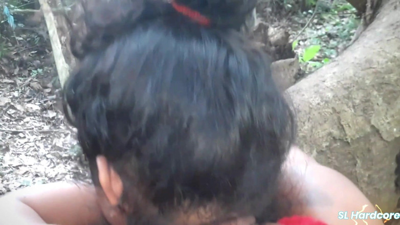 SL hardcore: Risky Quick Sex in Jungle with Wife