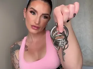 Adreena Winters: Just to ensure that little beta dick doesn't even get...