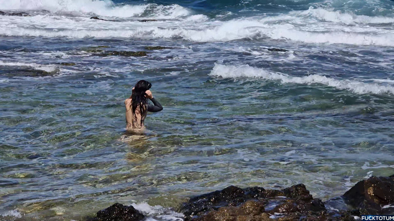 Fucktotum: Outdoor-blowjob am meer Von einem geilen fremden am fkk-strand