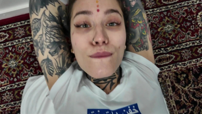 Amateur Homemade Porn: Amatérské domácí porno s mojí tureckou nevlastní sestrou