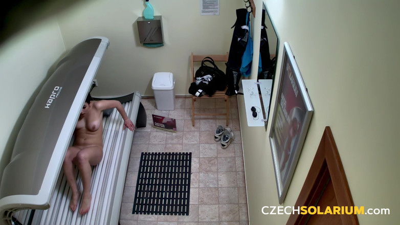 Czech Solarium: Czech Solarium 7: Brunette Gives Another Playful Pussy Flash