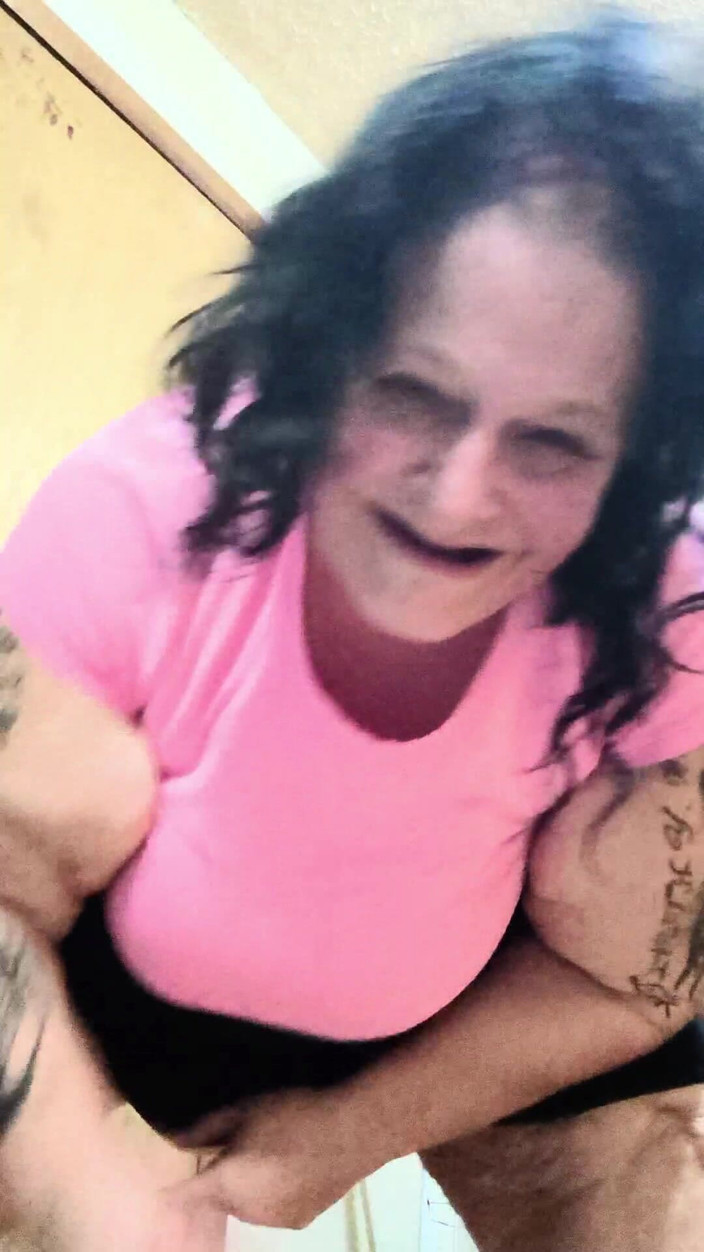 HerculesnVENUS: De bröt nästan dörren nu sprutar hon ner på golvet