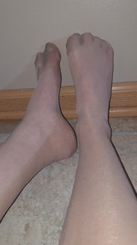 Sheer Nude Nylon Feet to Leak Over